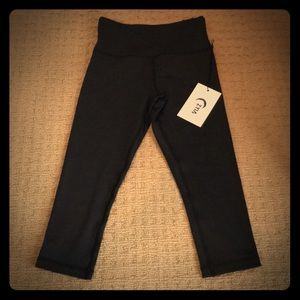 Zyia Active Hi-Rise Light n Tight Crop legging